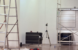 Galería XF Montaje de la exposición ROBERT FERRER i MARTORELL «Exercicis d’equilibri». Nit de l’Art 2024. Inauguración 21 de septiembre 18 – 23 h.