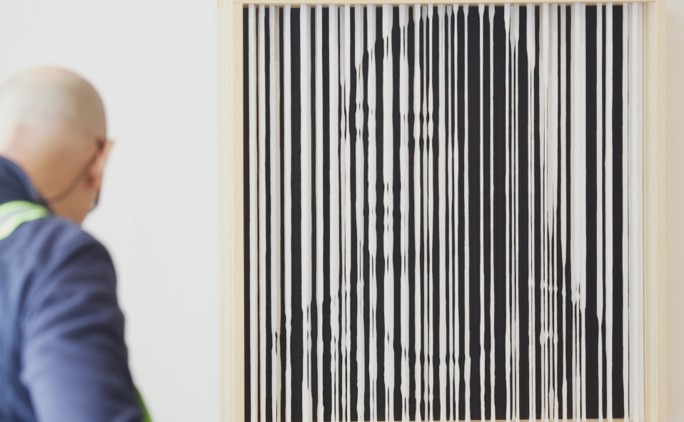 Montaje de la exposición ALESSANDRO CARDINALE & GIACOMO MODOLO «Beyond the portrait». Art Palma Brunch 2026. Inauguración 21 de marzo 11:00h – 15:00h.